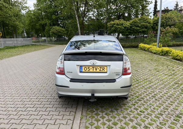 Toyota Prius cena 21500 przebieg: 198000, rok produkcji 2007 z Lublin małe 121